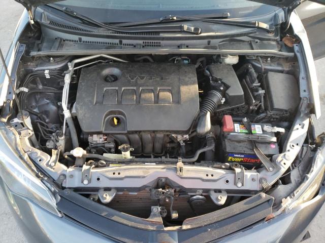 5YFBURHE6HP710118 - 2017 TOYOTA COROLLA L GRAY photo 11