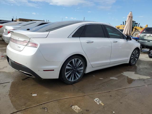 3LN6L5E95HR659964 - 2017 LINCOLN MKZ RESERVE WHITE photo 3