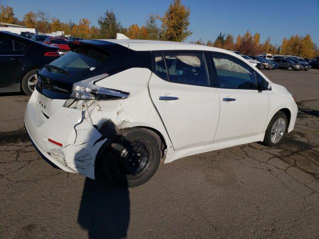 1N4AZ1BP5LC310535 - 2020 NISSAN LEAF S WHITE photo 3