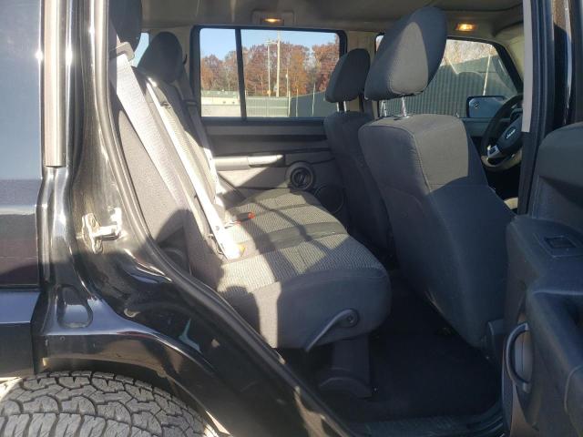 1J8HG48K88C135483 - 2008 JEEP COMMANDER SPORT Schwarz Foto 11