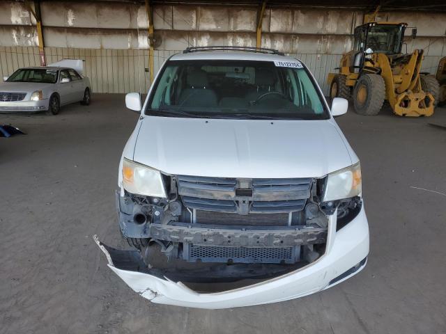 2D4RN5D1XAR341764 - 2010 DODGE GRAND CARA SXT WHITE photo 5