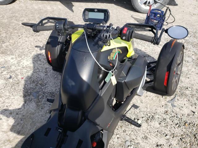 3JB2GEG25LJ000946 - 2020 CAN-AM RYKER RALLY EDITION TWO TONE photo 5