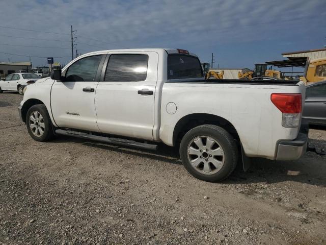 5TFEM5F19CX049992 - 2012 TOYOTA TUNDRA CREWMAX SR5 WHITE photo 2