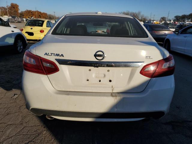 1N4AL3AP3JC169055 - 2018 NISSAN ALTIMA 2.5 WHITE photo 6