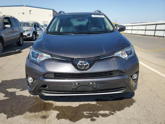 JTMWFREVXHJ103868 - 2017 TOYOTA RAV4 XLE GRAY photo 5