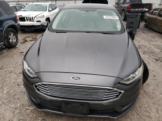 3FA6P0G70HR117507 - 2017 FORD FUSION S GRAY photo 5