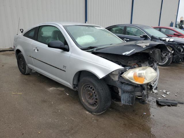 1G1AK12F457587249 - 2005 CHEVROLET COBALT SILVER photo 4