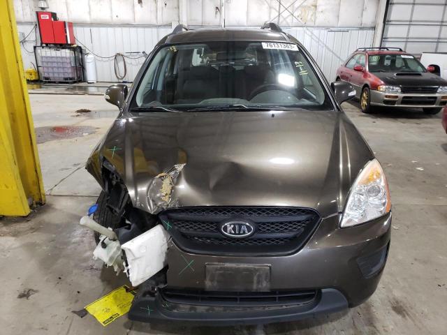 KNAHG8C96A7299393 - 2010 KIA RONDO LX BROWN photo 5