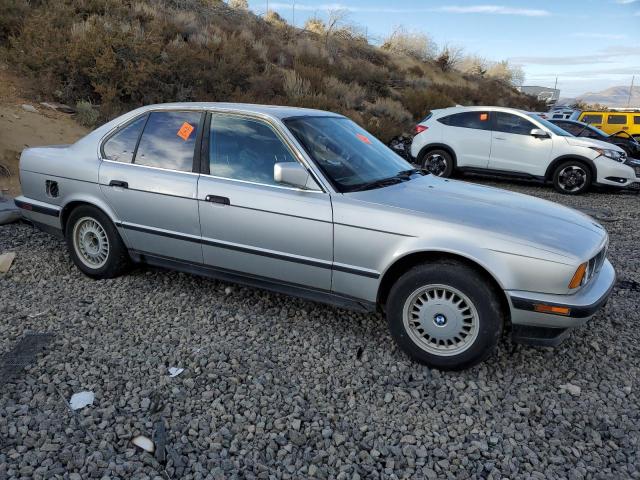 WBAHC1315LBC91463 - 1990 BMW 525 I SILVER photo 4