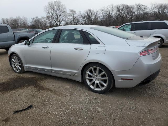 3LN6L2G92GR602180 - 2016 LINCOLN MKZ SILVER photo 2