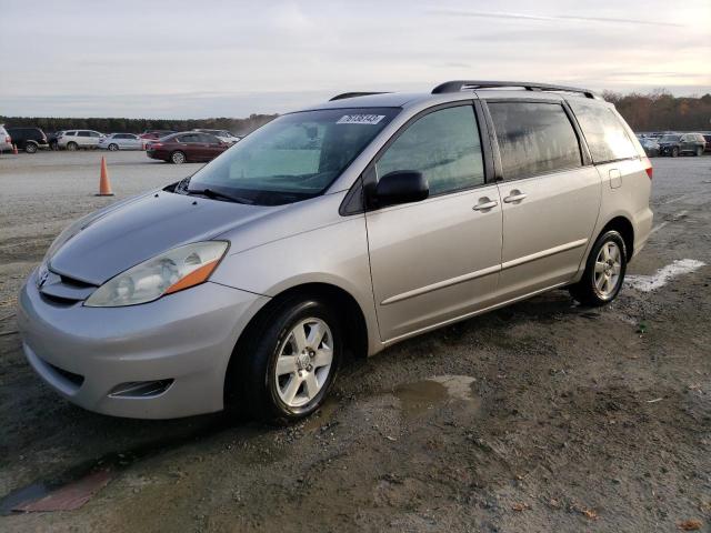 2009 TOYOTA SIENNA CE, 