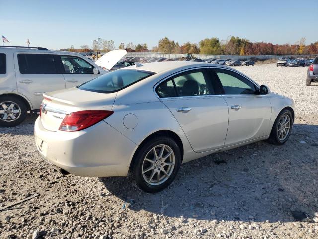 2G4GS5EV4D9137279 - 2013 BUICK REGAL PREMIUM WHITE photo 3