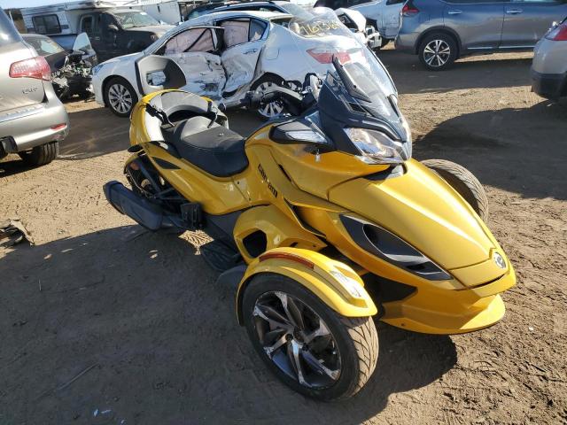 2BXNCBC18EV001916 - 2014 CAN-AM SPYDER ROA ST YELLOW photo 1