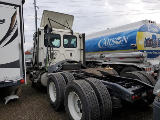 3AKJHLDV8PSNT3434 - 2023 FREIGHTLINER CASCADIA 1 WHITE photo 3