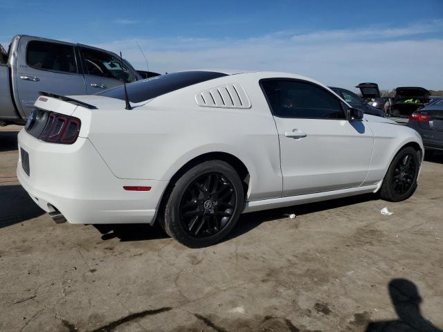 1ZVBP8AM0E5282751 - 2014 FORD MUSTANG WHITE photo 3