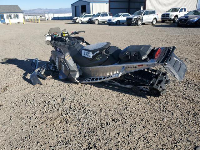 SN1EEC8P3JC176399 - 2019 POLA SNOWMOBILE GRAY photo 3