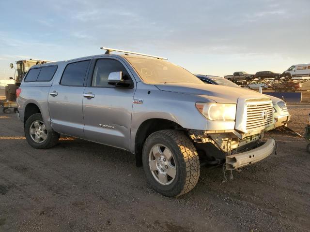 5TFHY5F12CX258749 - 2012 TOYOTA TUNDRA CREWMAX LIMITED SILVER photo 4