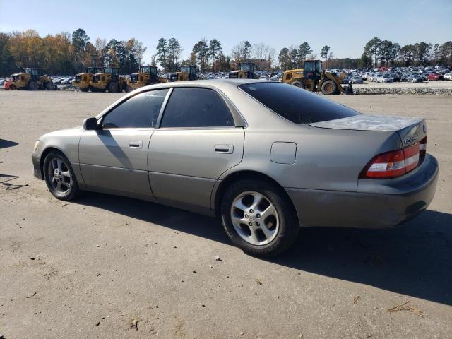 JT8BF28G8Y5094842 - 2000 LEXUS ES 300 GRAY photo 2