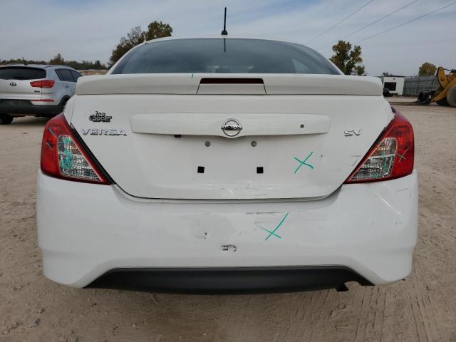 3N1CN7AP6KL841722 - 2019 NISSAN VERSA S WHITE photo 6