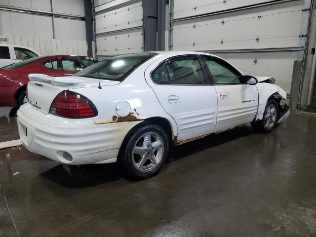 1G2NF52F72C222401 - 2002 PONTIAC GRAND AM SE1 WHITE photo 3