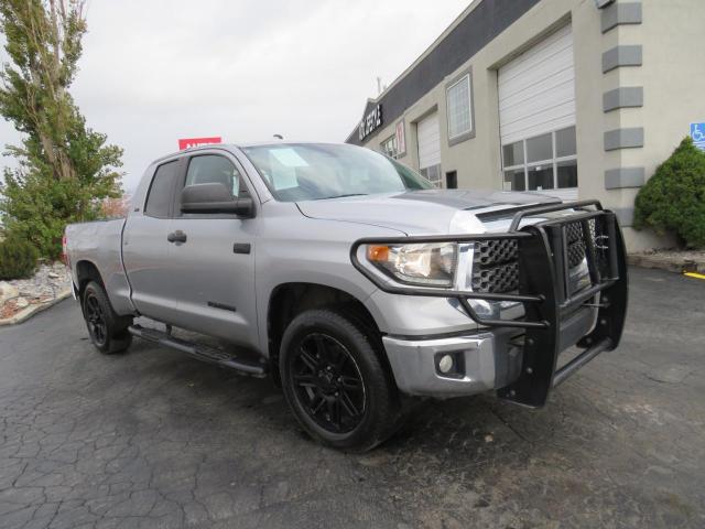5TFUY5F19LX908515 - 2020 TOYOTA TUNDRA DOUBLE CAB SR/SR5 SILVER photo 1