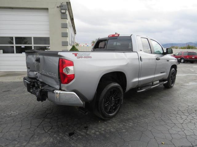 5TFUY5F19LX908515 - 2020 TOYOTA TUNDRA DOUBLE CAB SR/SR5 SILVER photo 3