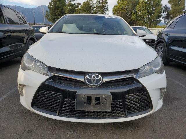 4T1BF1FK8HU685791 - 2017 TOYOTA CAMRY LE WHITE photo 5