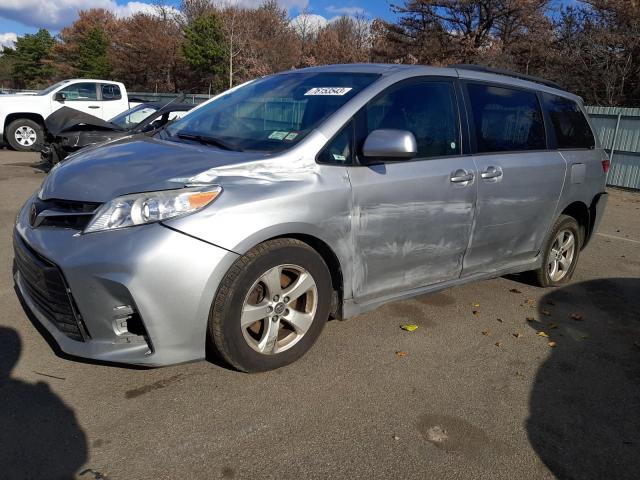 5TDKZ3DC5JS901836 - 2018 TOYOTA SIENNA LE GRAY photo 1