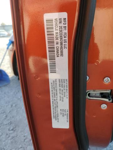 2C3CDXBG9MH639892 - 2021 DODGE CHARGER SXT ORANGE photo 13