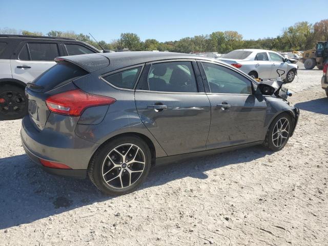 1FADP3M23HL277008 - 2017 FORD FOCUS SEL GRAY photo 3