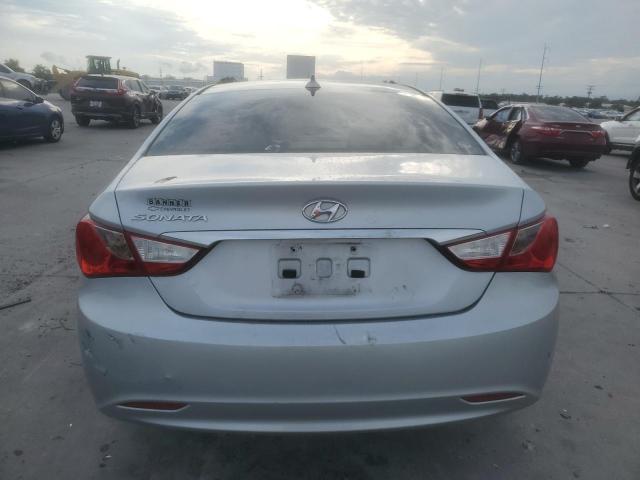 5NPEB4AC3CH413182 - 2012 HYUNDAI SONATA GLS SILVER photo 6