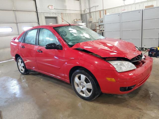 1FAHP34N57W211360 - 2007 FORD FOCUS ZX4 RED photo 4