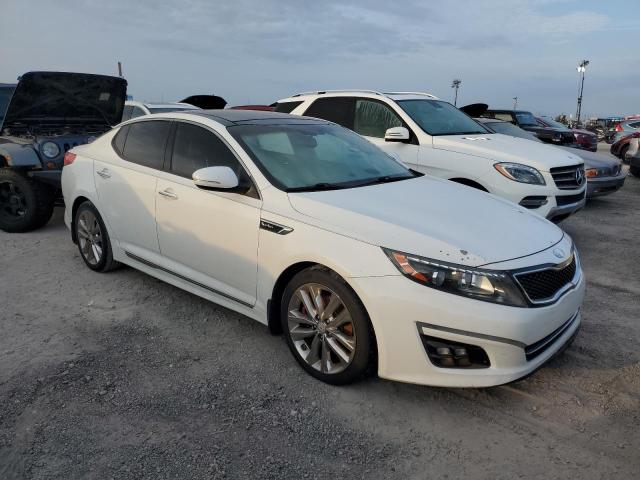 5XXGR4A68EG290346 - 2014 KIA OPTIMA SX WHITE photo 4