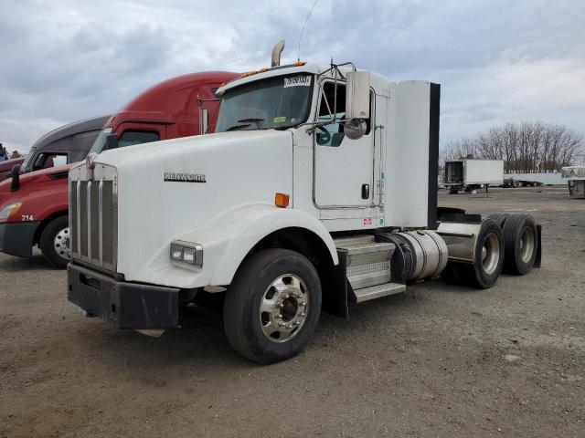 1XKDD49X7EJ396334 - 2014 KENWORTH CONSTRUCTI T800 WHITE photo 2