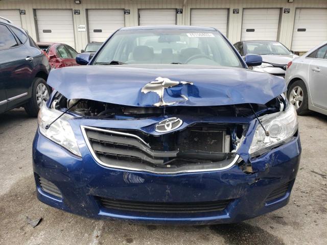 4T1BF3EK3BU632081 - 2011 TOYOTA CAMRY BASE BLUE photo 5