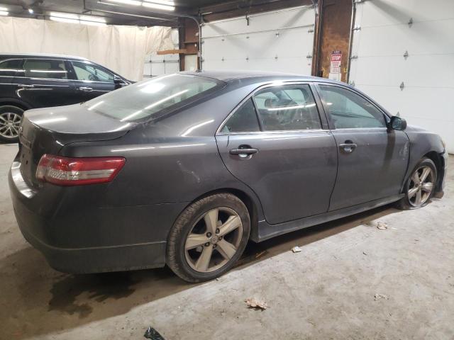 4T1BF3EK2BU744919 - 2011 TOYOTA CAMRY BASE GRAY photo 3