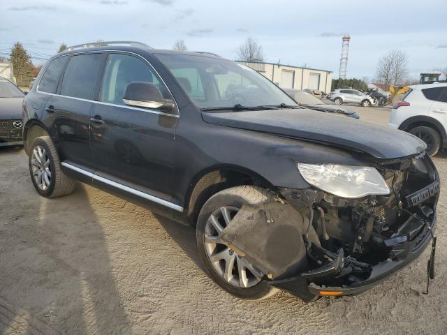 WVGBE77LX8D071869 - 2008 VOLKSWAGEN TOUAREG 2 V6 BLACK photo 4