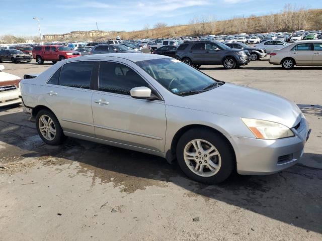 JHMCM56377C024920 - 2007 HONDA ACCORD SE SILVER photo 4