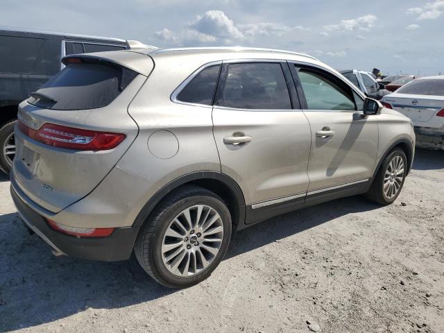 5LMCJ3C92HUL39698 - 2017 LINCOLN MKC RESERVE GOLD photo 3