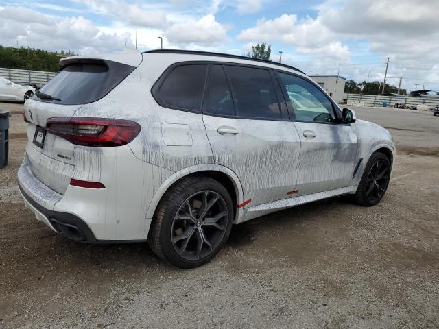 5UXCR6C02N9L71633 - 2022 BMW X5 XDRIVE40I WHITE photo 3