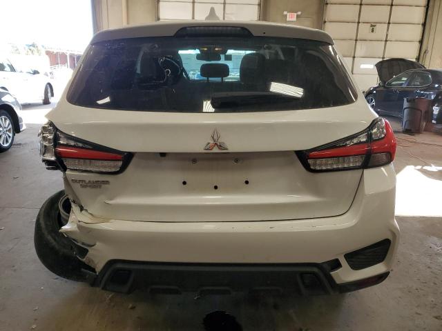 JA4APUAU0MU032383 - 2021 MITSUBISHI OUTLANDER ES WHITE photo 6