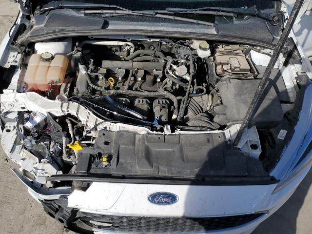 1FADP3E23JL260908 - 2018 FORD FOCUS S WHITE photo 11