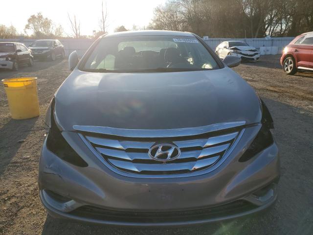 5NPEB4ACXDH747923 - 2013 HYUNDAI SONATA GLS GRAY photo 5