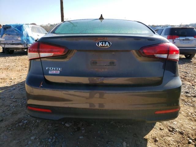 3KPFK4A75HE120807 - 2017 KIA FORTE LX GRAY photo 6