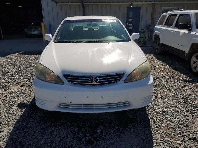 4T1BE30K15U009248 - 2005 TOYOTA CAMRY LE WHITE photo 5