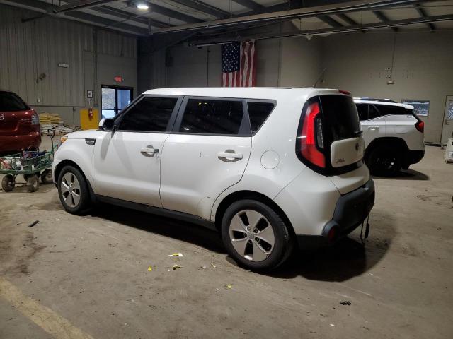 KNDJN2A29F7158208 - 2015 KIA SOUL WHITE photo 2