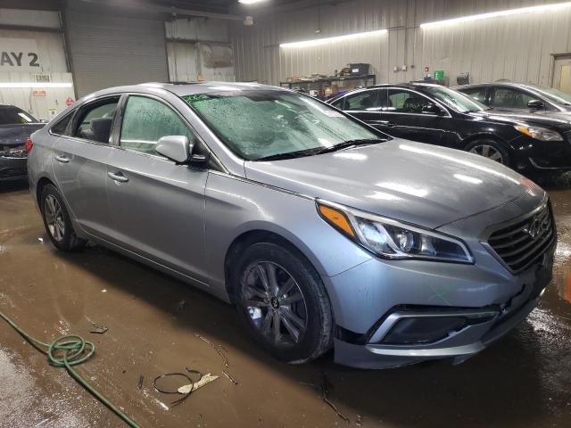 5NPE24AFXGH363879 - 2016 HYUNDAI SONATA SE SILVER photo 4