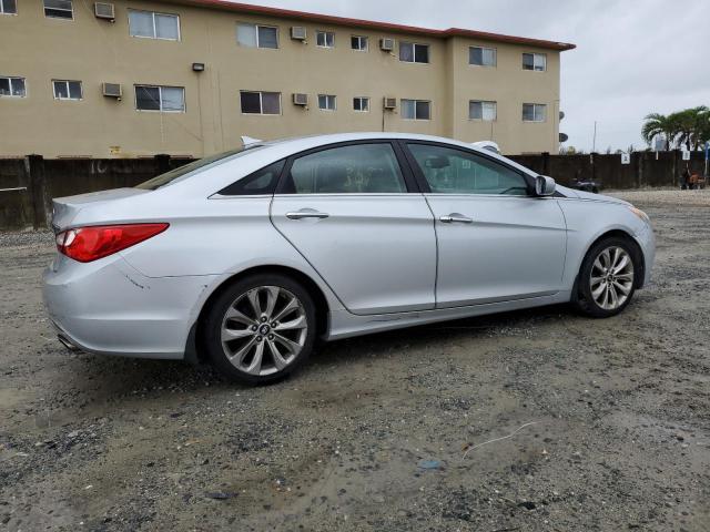 5NPEC4AC1DH624315 - 2013 HYUNDAI SONATA SE SILVER photo 3