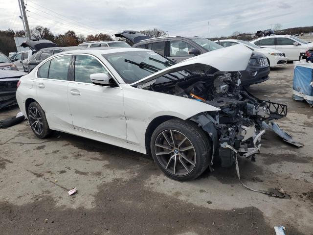 3MW5R7J04L8B16375 - 2020 BMW 330XI WHITE photo 4