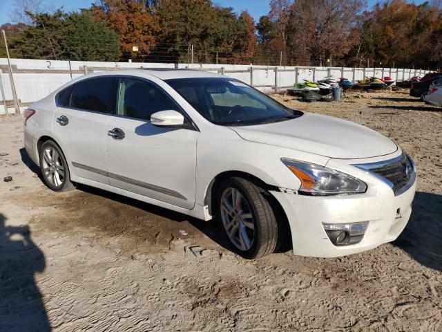 1N4BL3AP2DN433394 - 2013 NISSAN ALTIMA 3.5S WHITE photo 4